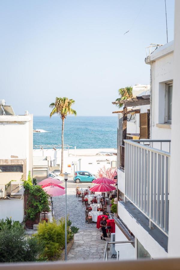Light House - Seafront Cosy Studio With Library Paphos Buitenkant foto